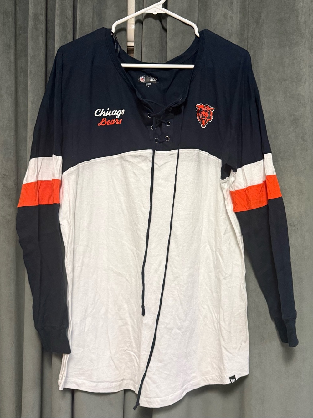 NFL Team Apparel Chicago Bears Women’s Large Athletic Varsity Oversized Relaxed